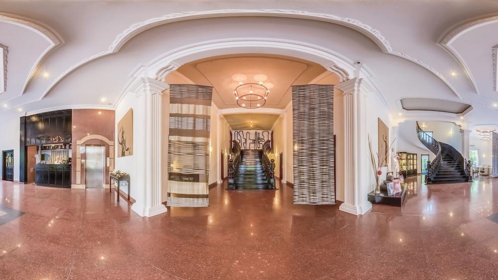 Hotel White Mansion 白色公馆 Phnom Penh Exterior foto