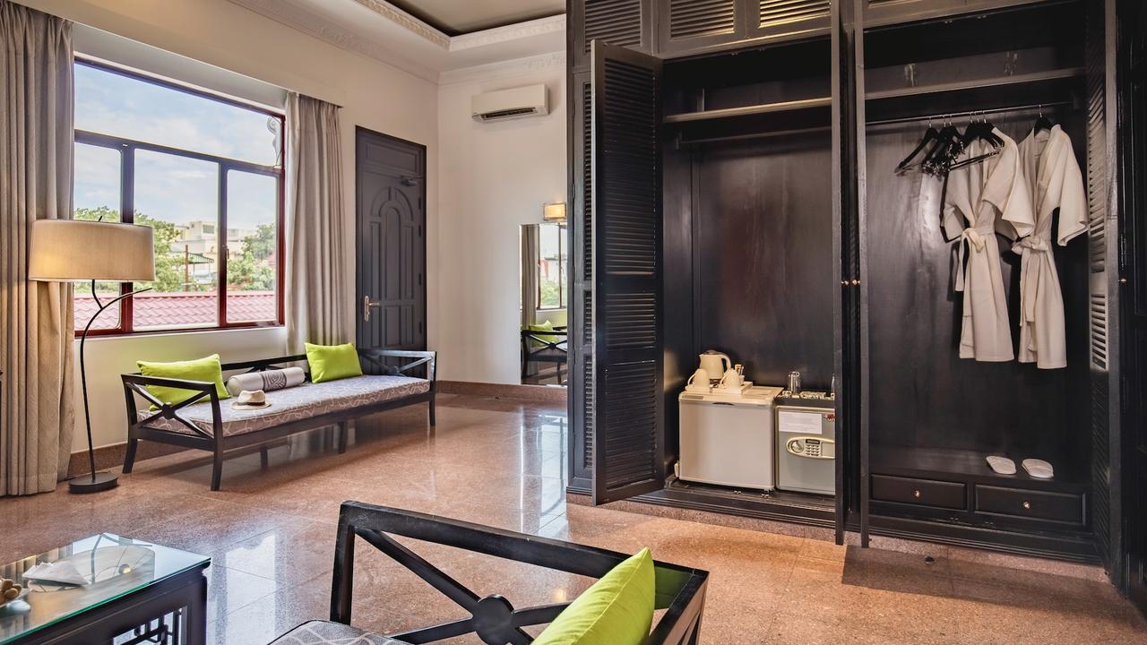 Hotel White Mansion 白色公馆 Phnom Penh Exterior foto